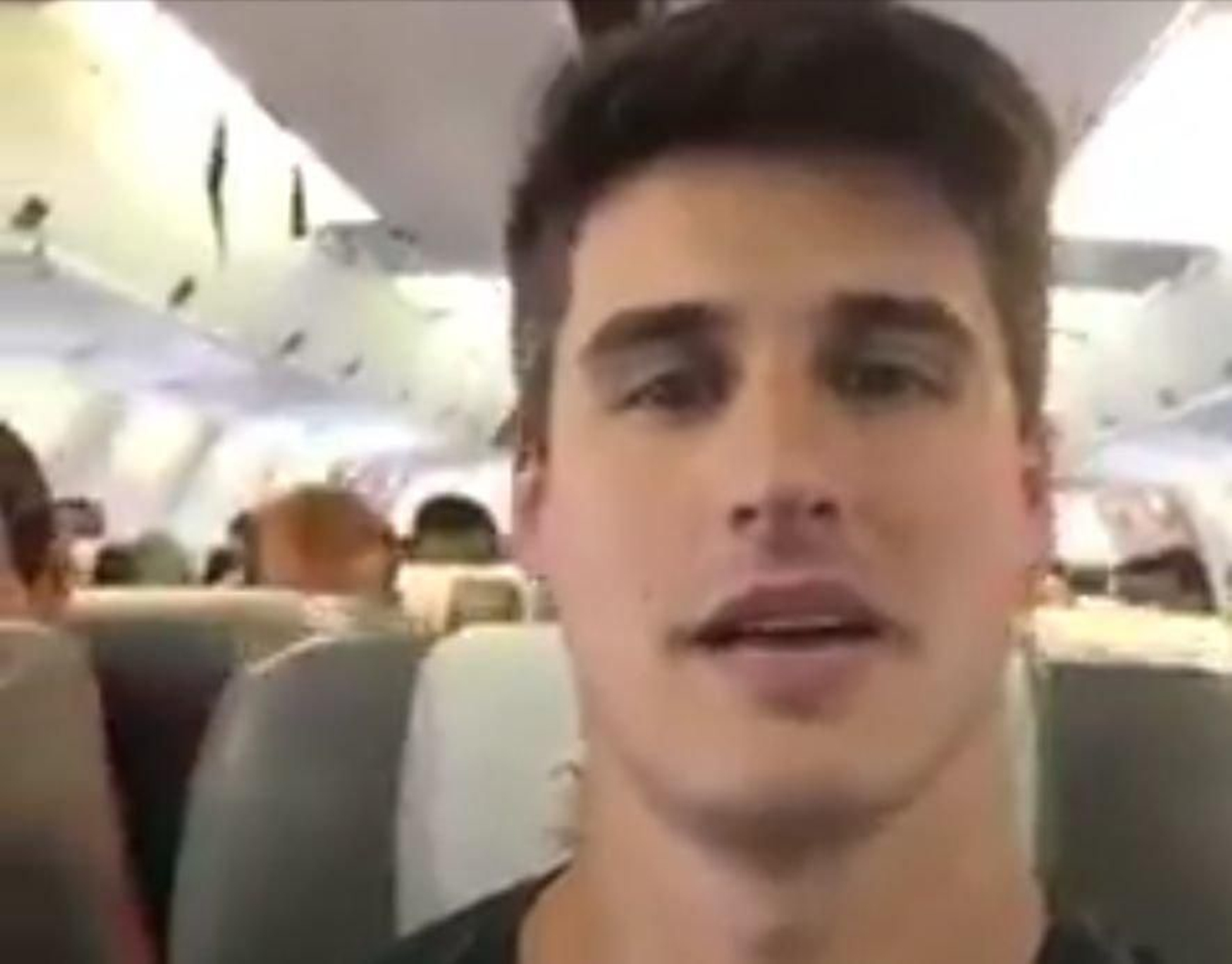 El exjugador del Pontevedra Filipe Machad grabó un video a bordo antes de perder la vida