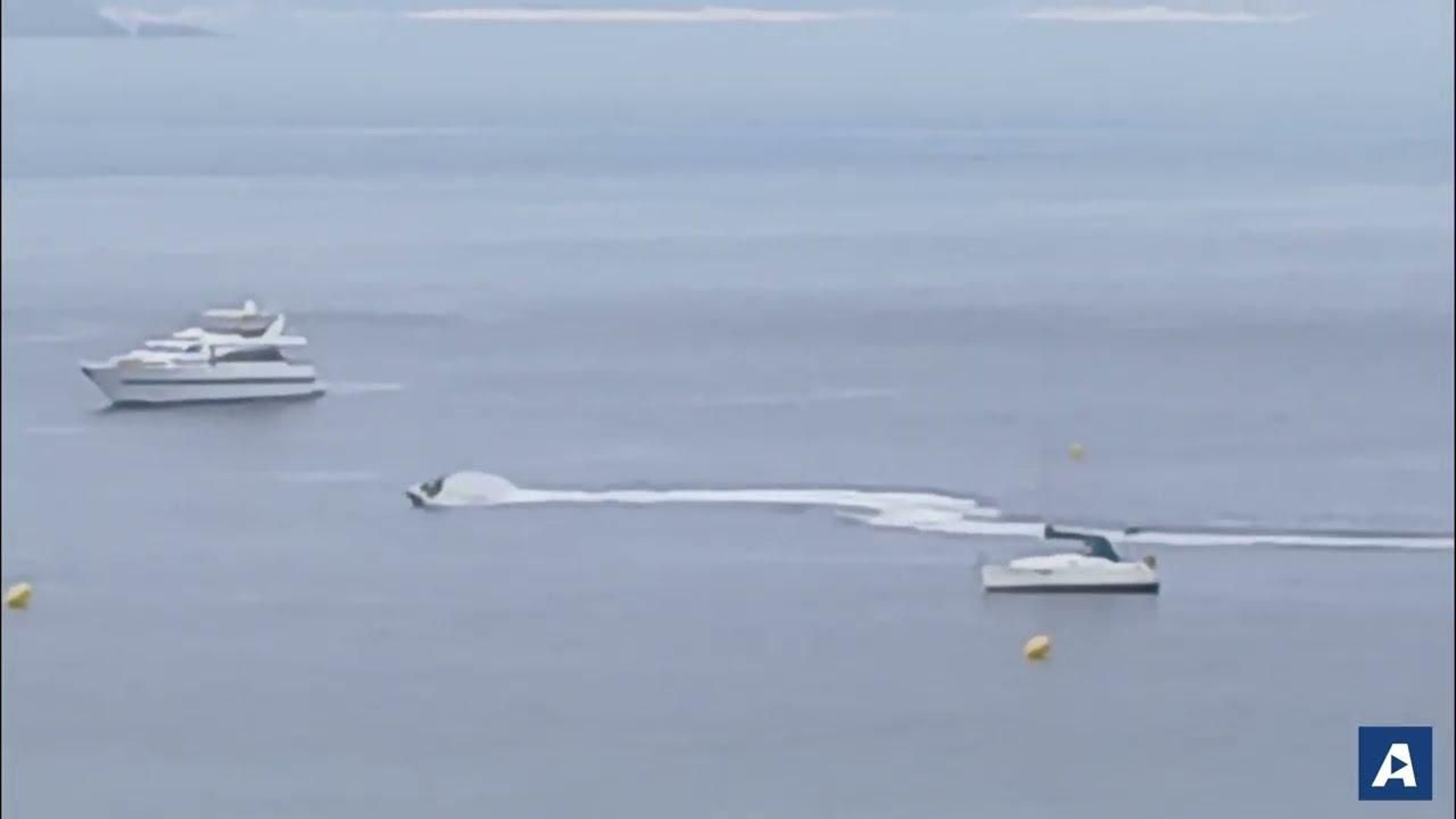 Vídeo | Denuncian a cuatro motos de agua por navegar ilegalmente en Cíes