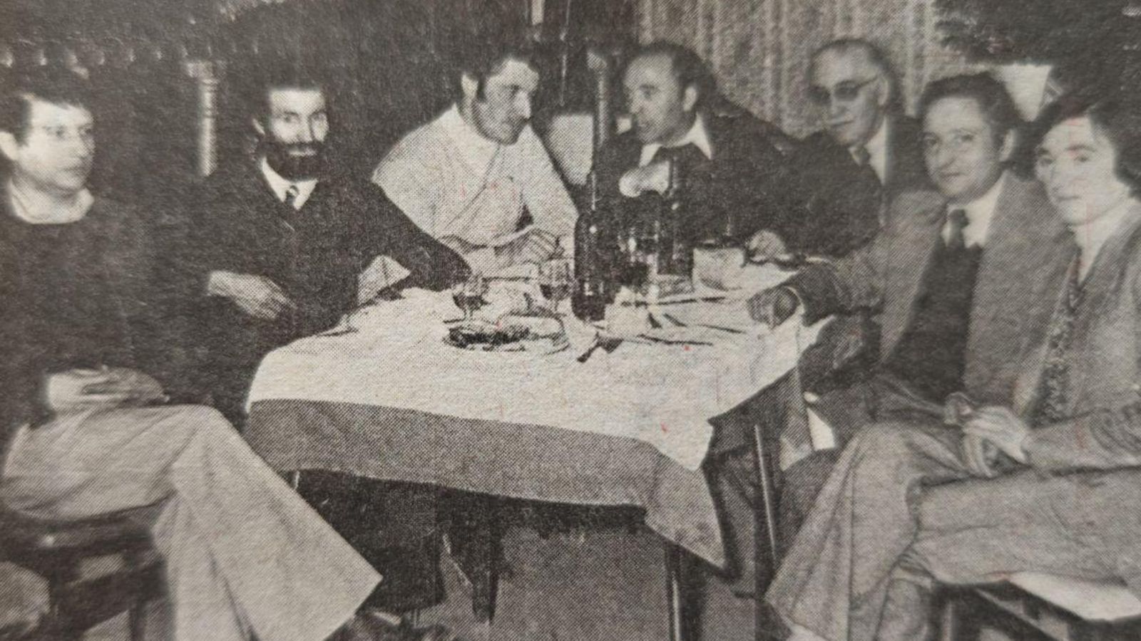 De izquierda a derecha: Salas, Galiza, Perla, Reza, Covelo, Miguel Ángel y Cudeiro junior.