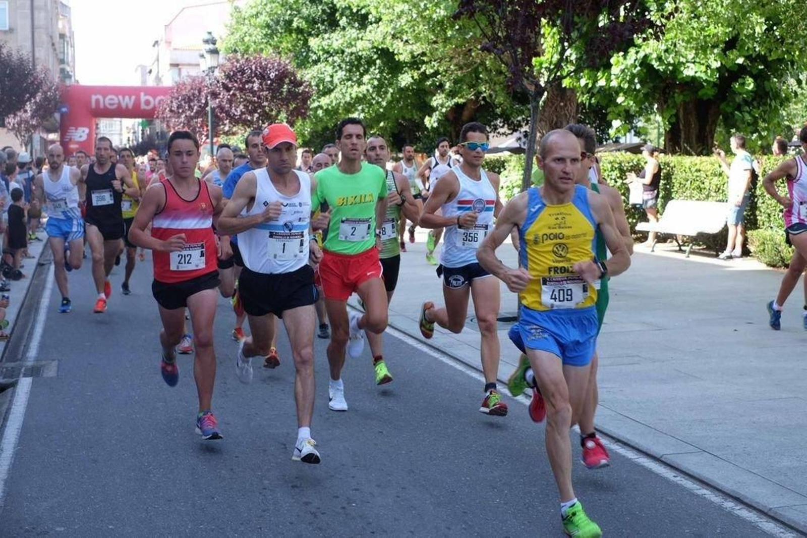 La carrera de Redondela se disputa esta noche.
