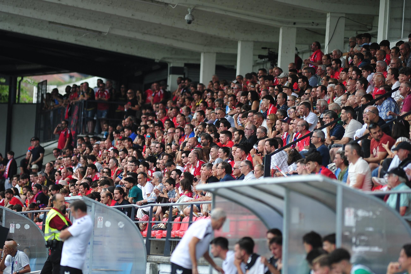 Galería | O Couto disfruta del buen tiempo y el empate de la UD Ourense ante el Cacereño