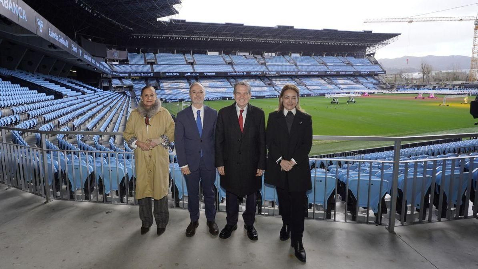 Carmela Silva, David Regades, Abel Caballero y Marián Mouriño, ayer en Balaídos.