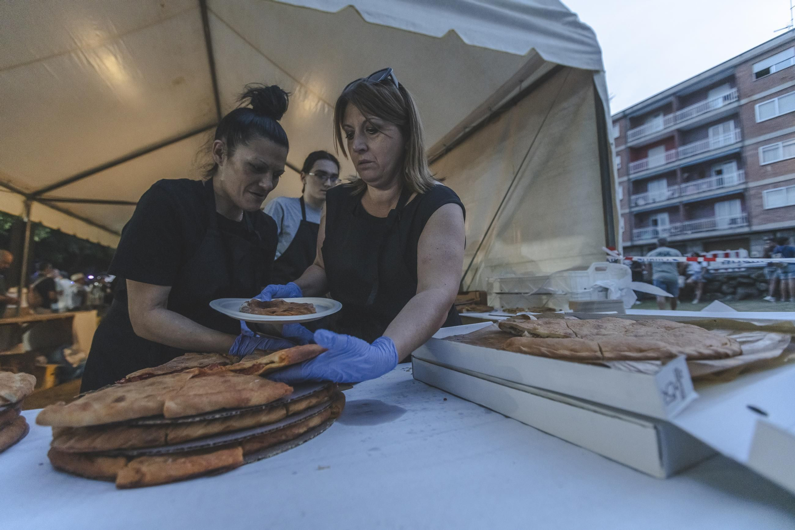 Galería | Allariz se da un gran festín de empanada