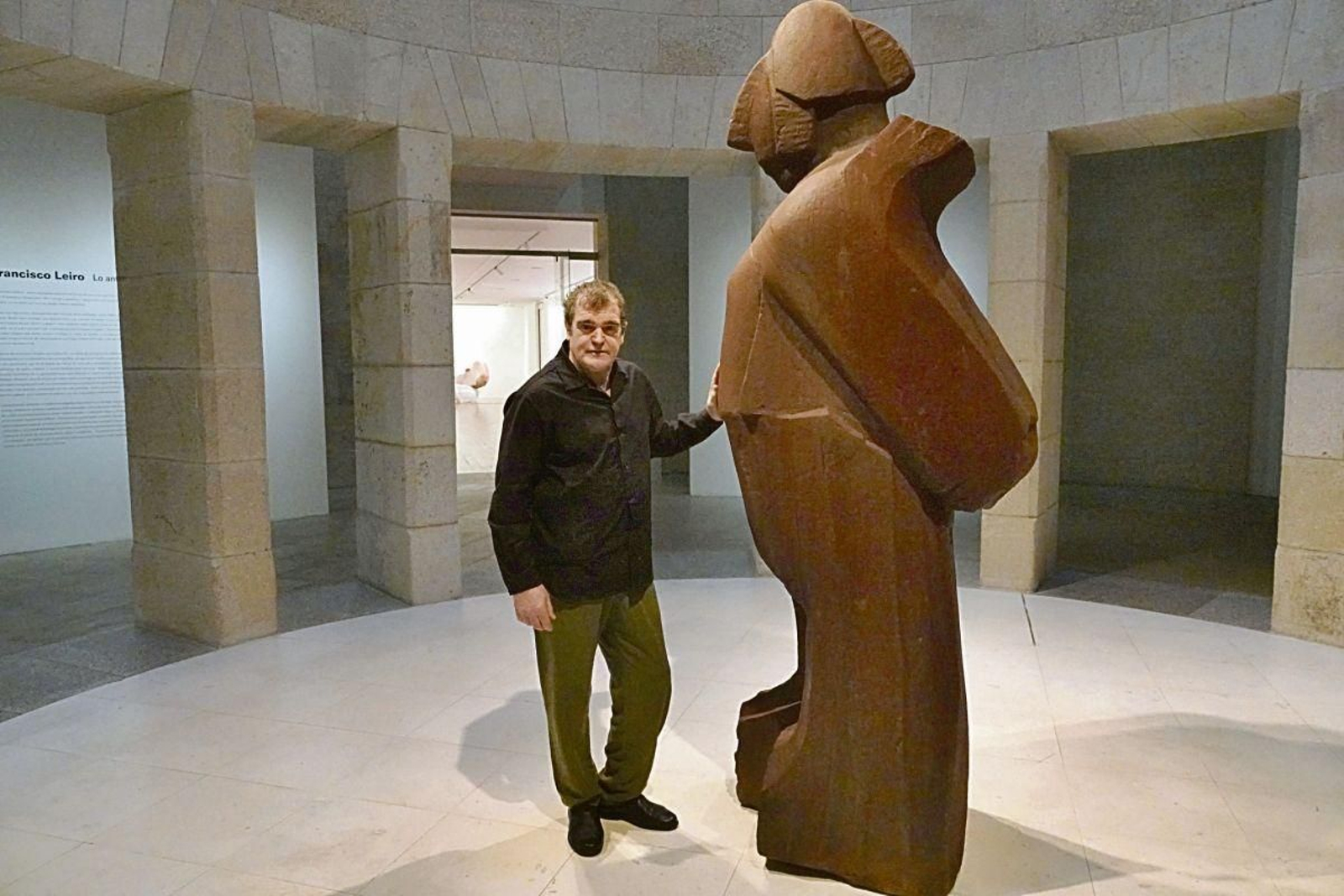 Leiro, en el Marco con una de sus piezas.