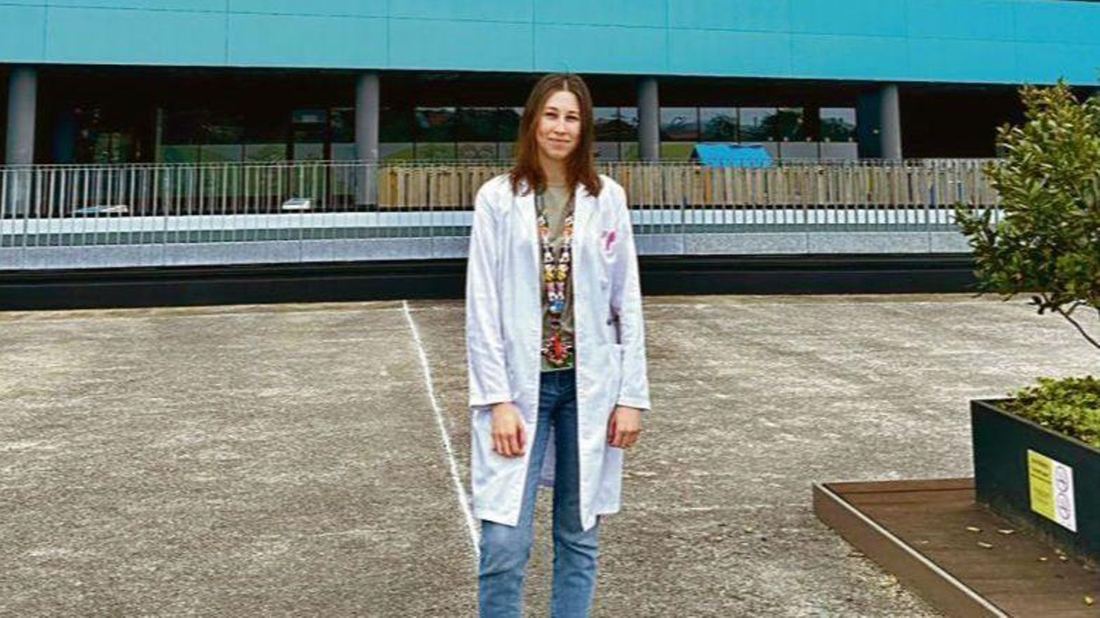 Carmen Otero, Mir en Dermatología Médico-Quirúrgica y Venereología.