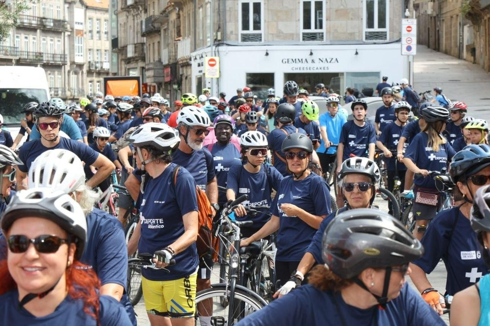 Galería | El ciclismo toma Vigo con la primera edición del Día de la Bici de Atlántico