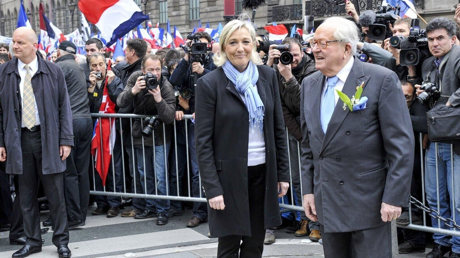 Jean-Marie Le Pen con Marine Le Pen, su hija, en una imagen de 2013 (EP).