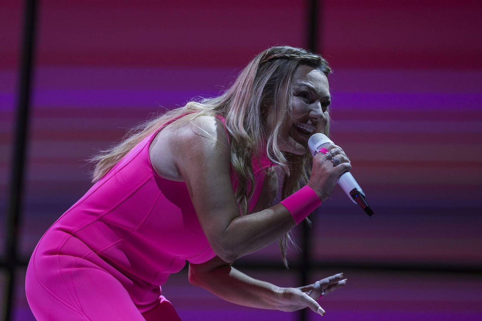 La cantante de La Oreja de Van Gogh, Amaia Montero, durante su concierto, en el Bizkaia Arena BEC, a 9 de mayo de 2026.