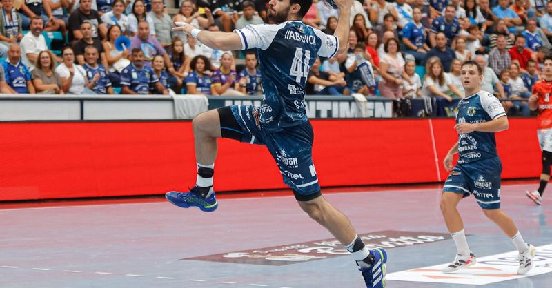 El Cangas chce zaskoczyć Barcelonę na jej terenie