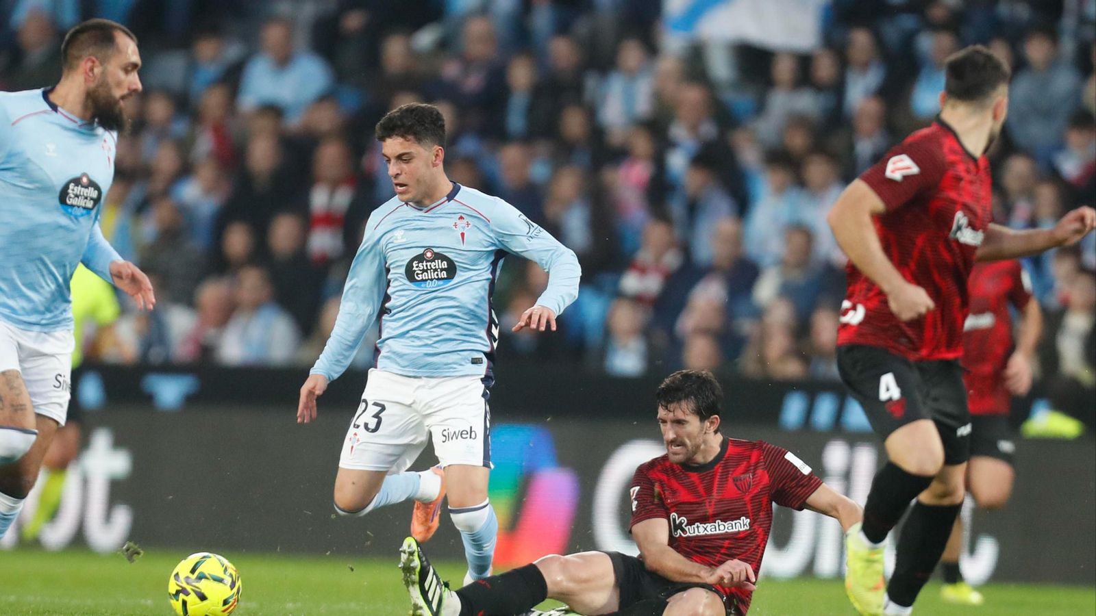 El Celta y el Athletic se enfrentan en Balaídos