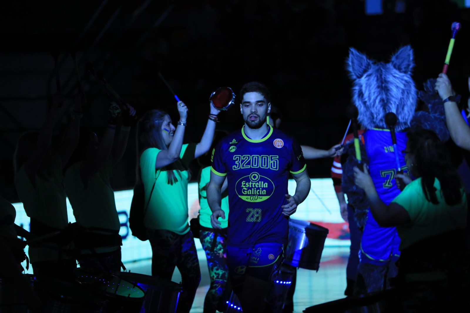 Galería | El COB gana y sigue disfrutando ante un Pazo entregado