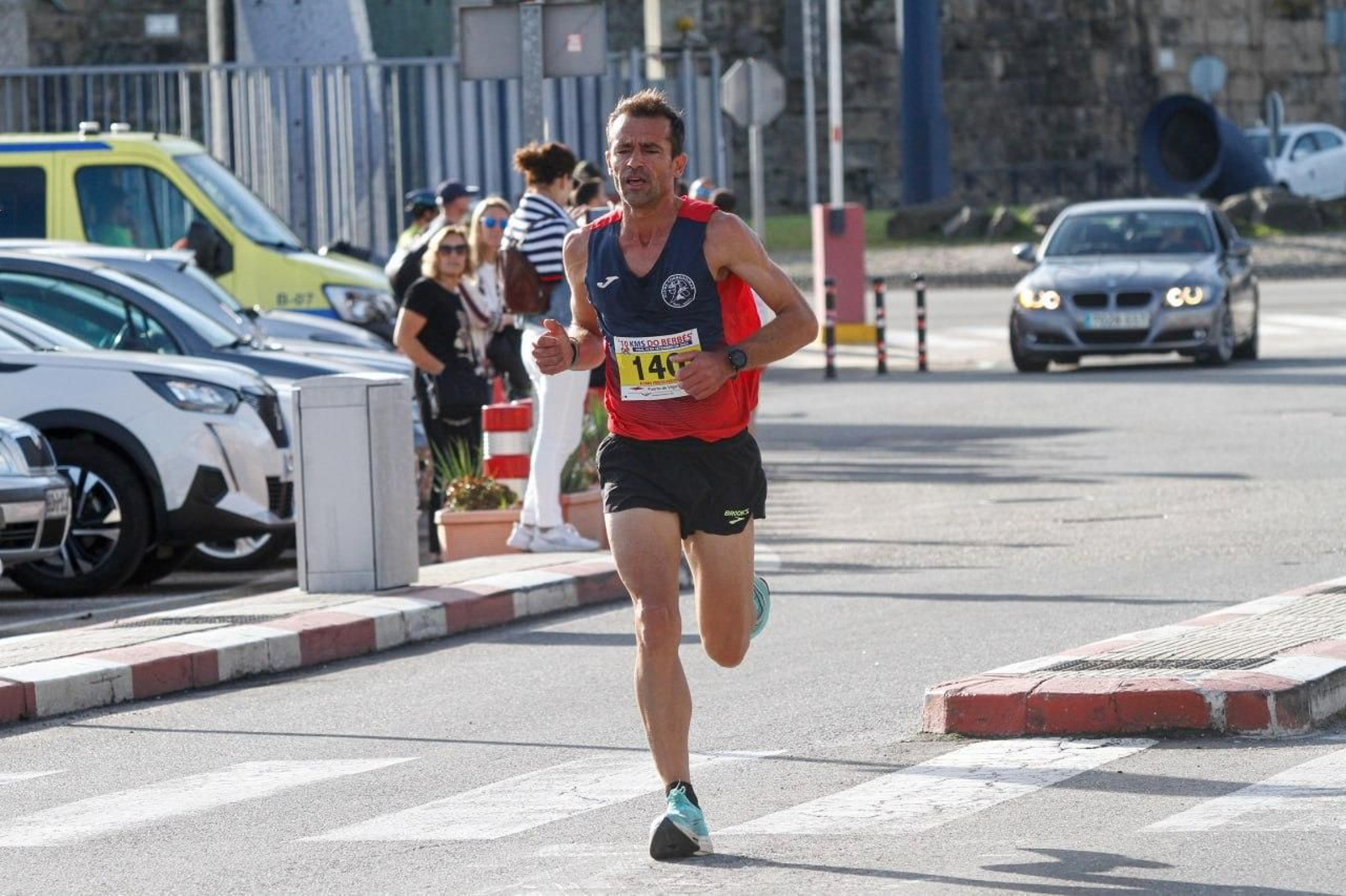 Popular carrera de 10km de O Berbés. // Jorge Santomé