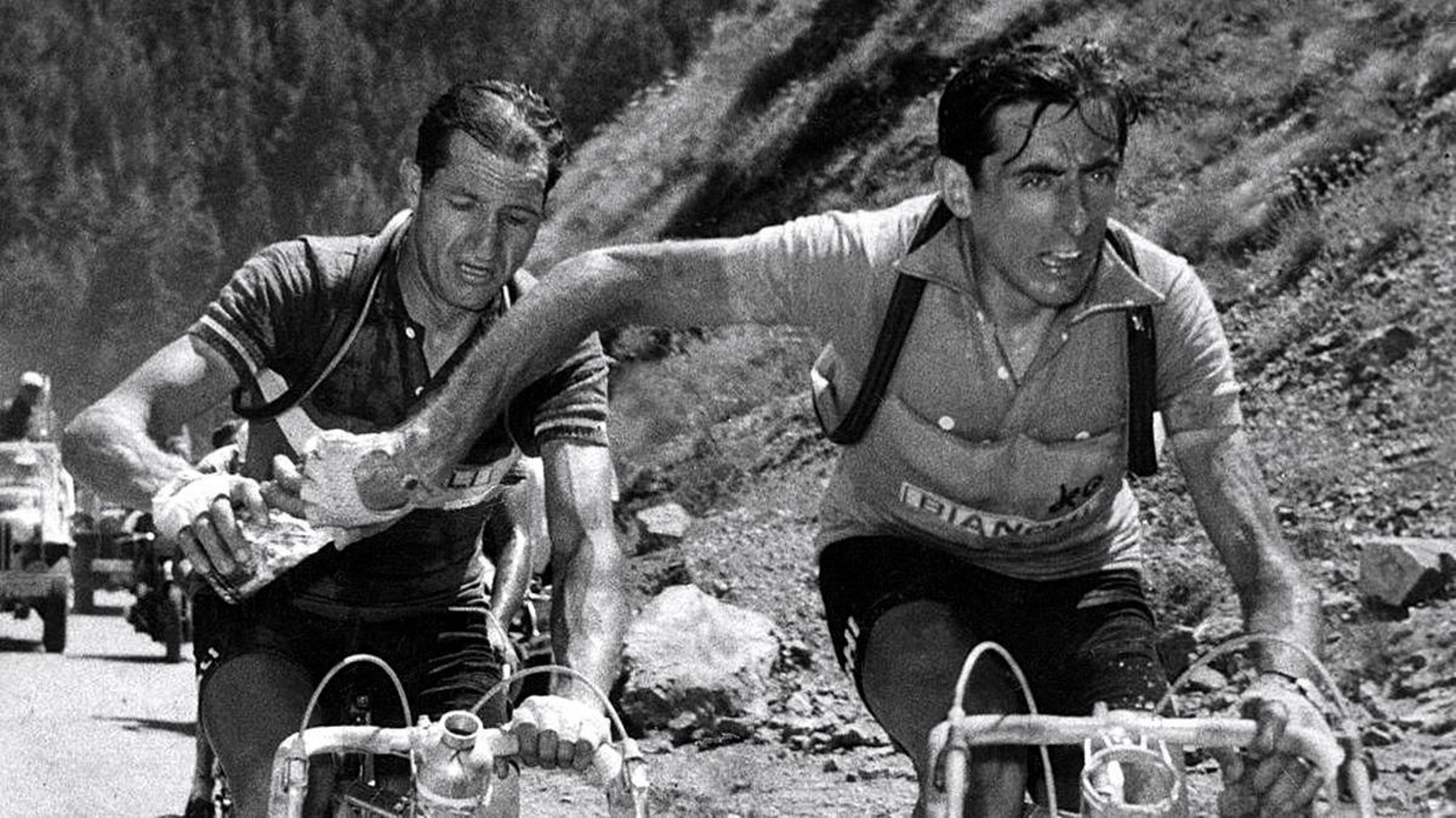 Gino Bartali y Fausto Coppi, en las rampas del Galibier.