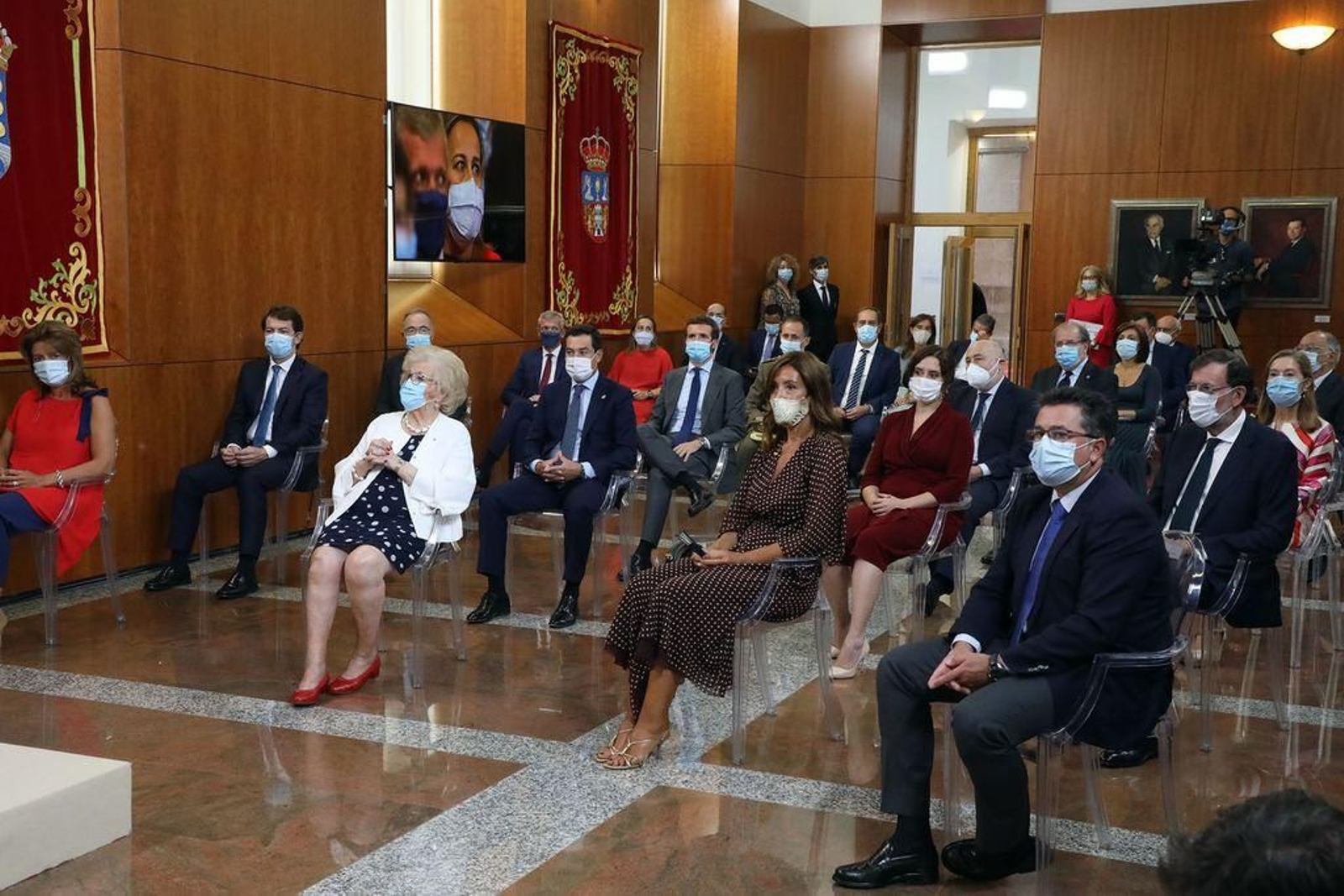 Feijóo toma posesión como presidente de la Xunta