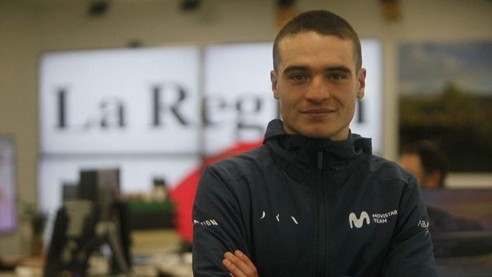 El limiano Carlos Canal, en una vista a las instalaciones de La Región.