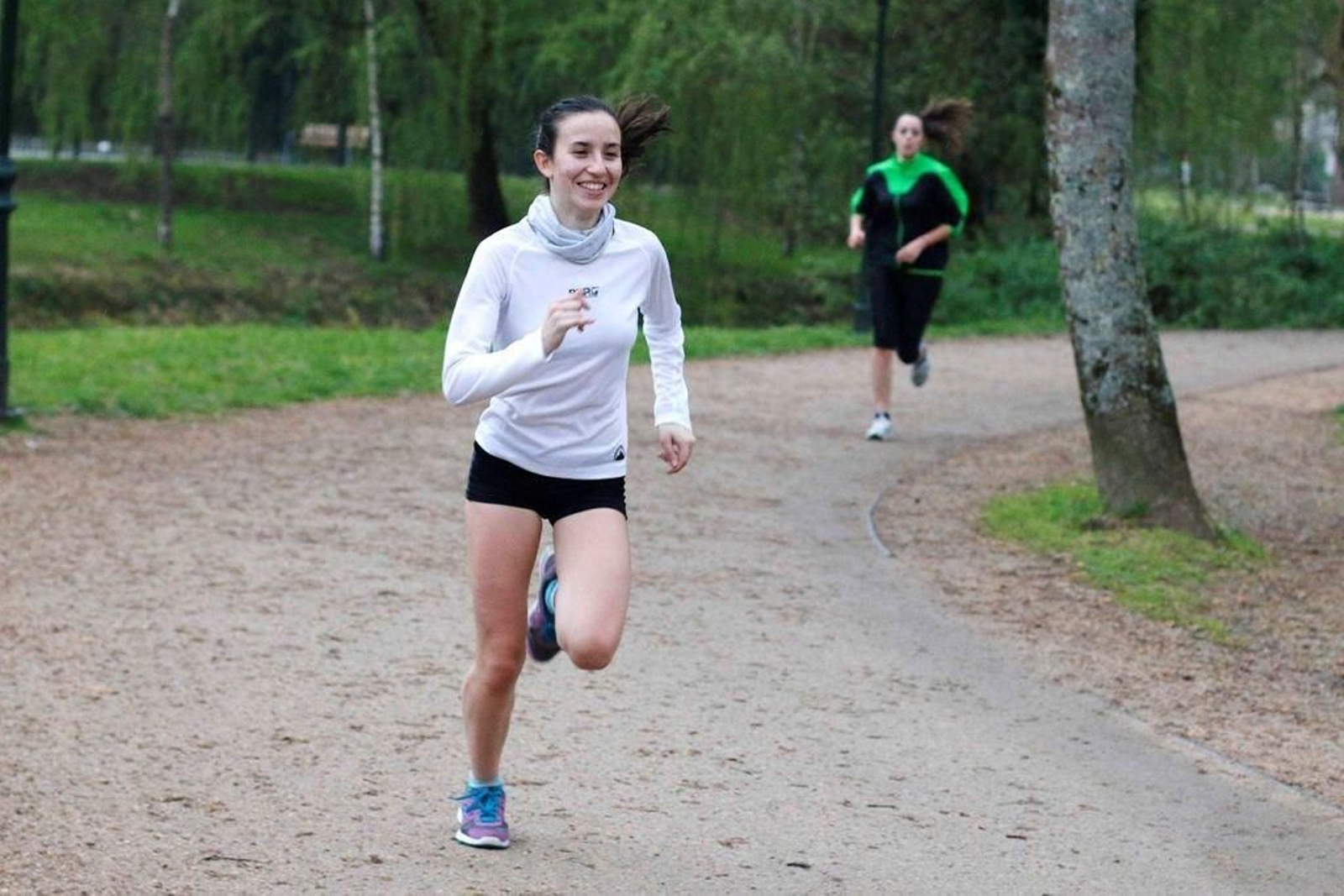 Carmela Cardama disputará la prueba júnior femenina con el Comesaña en el Campeonato de España.