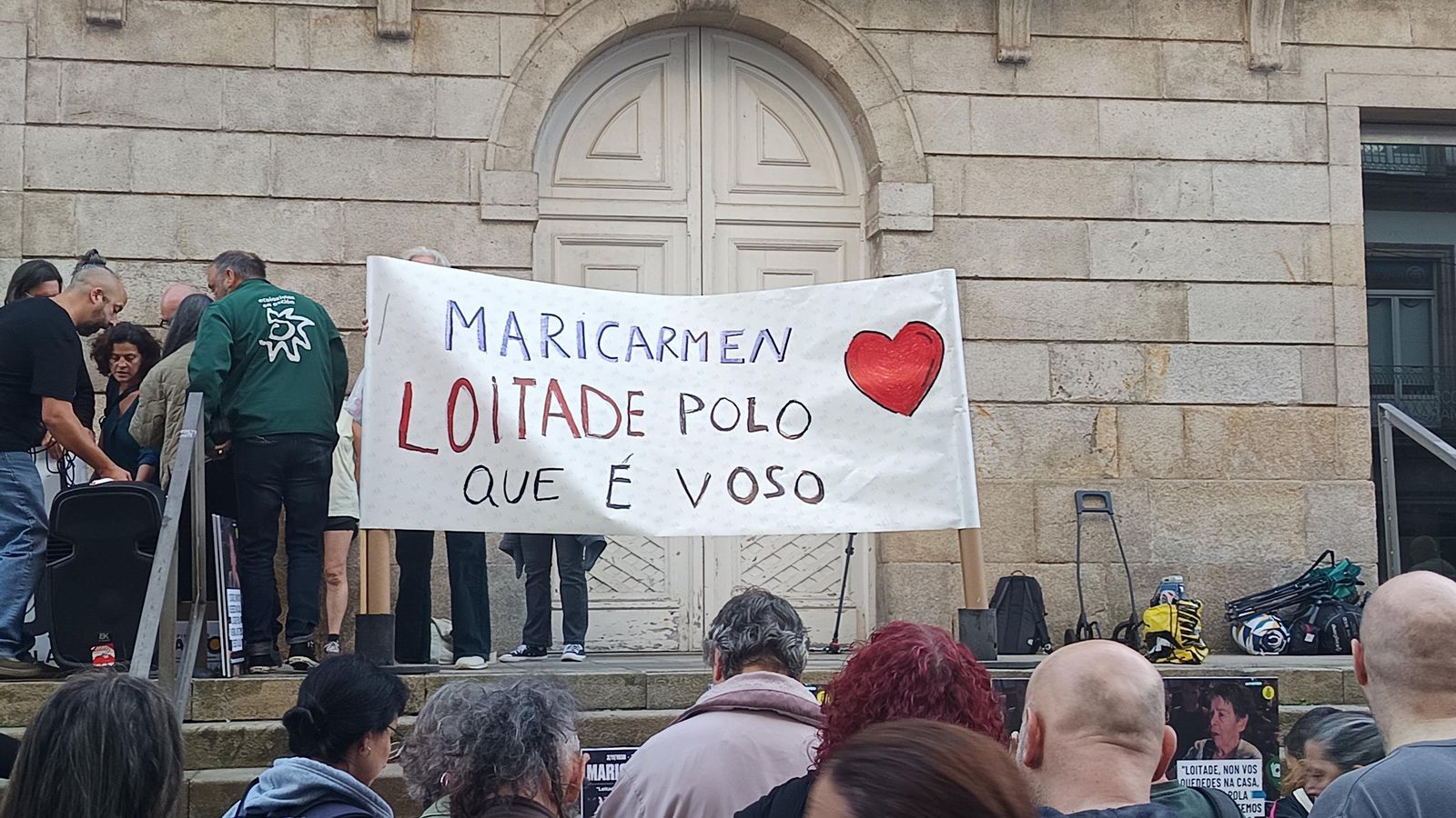 Concentración por Maricarmen en Vigo.