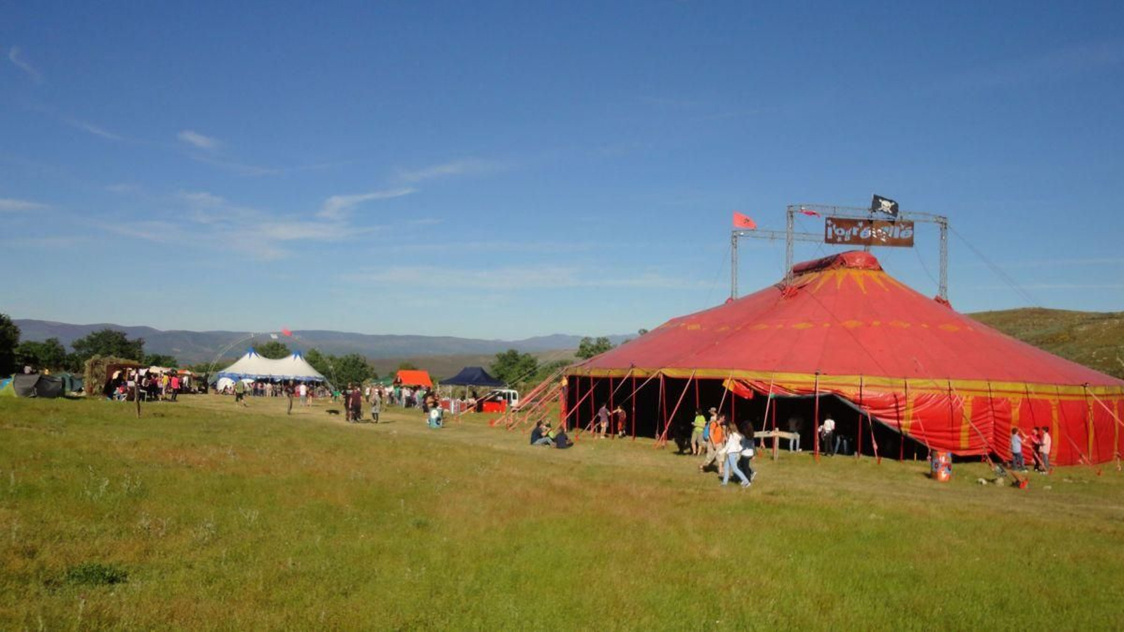 Carpa de A Rebusca el año que el festival se celebró en Paradela.