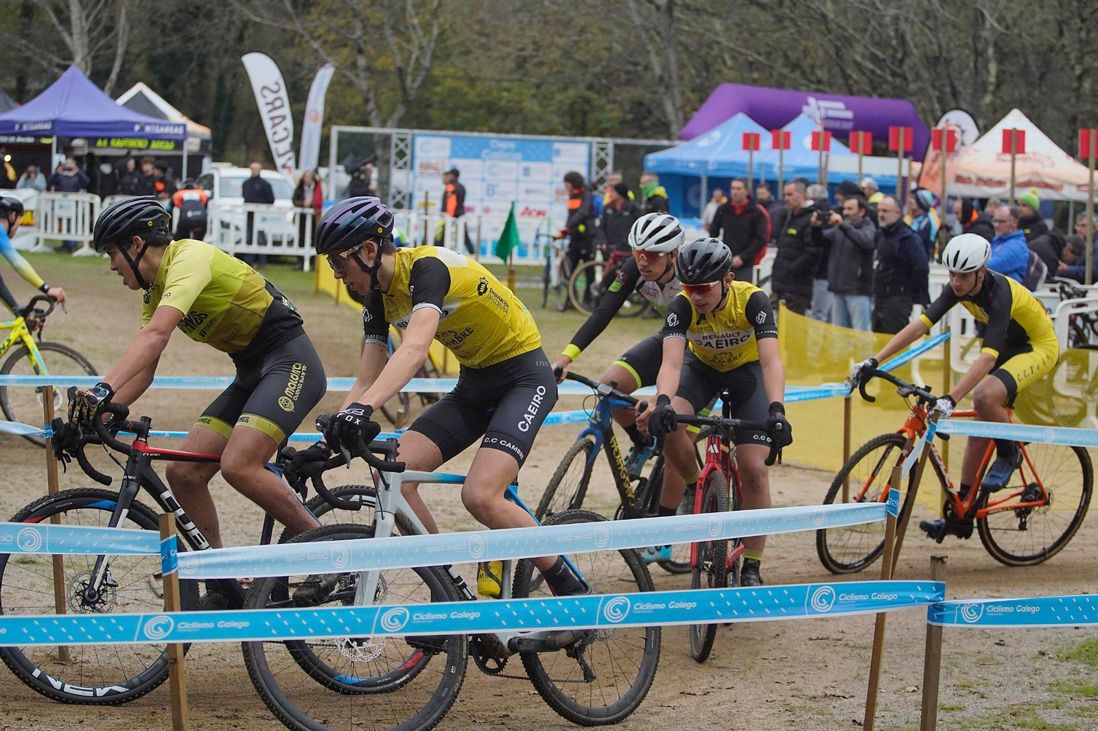 Ciclocross en Ponteareas.