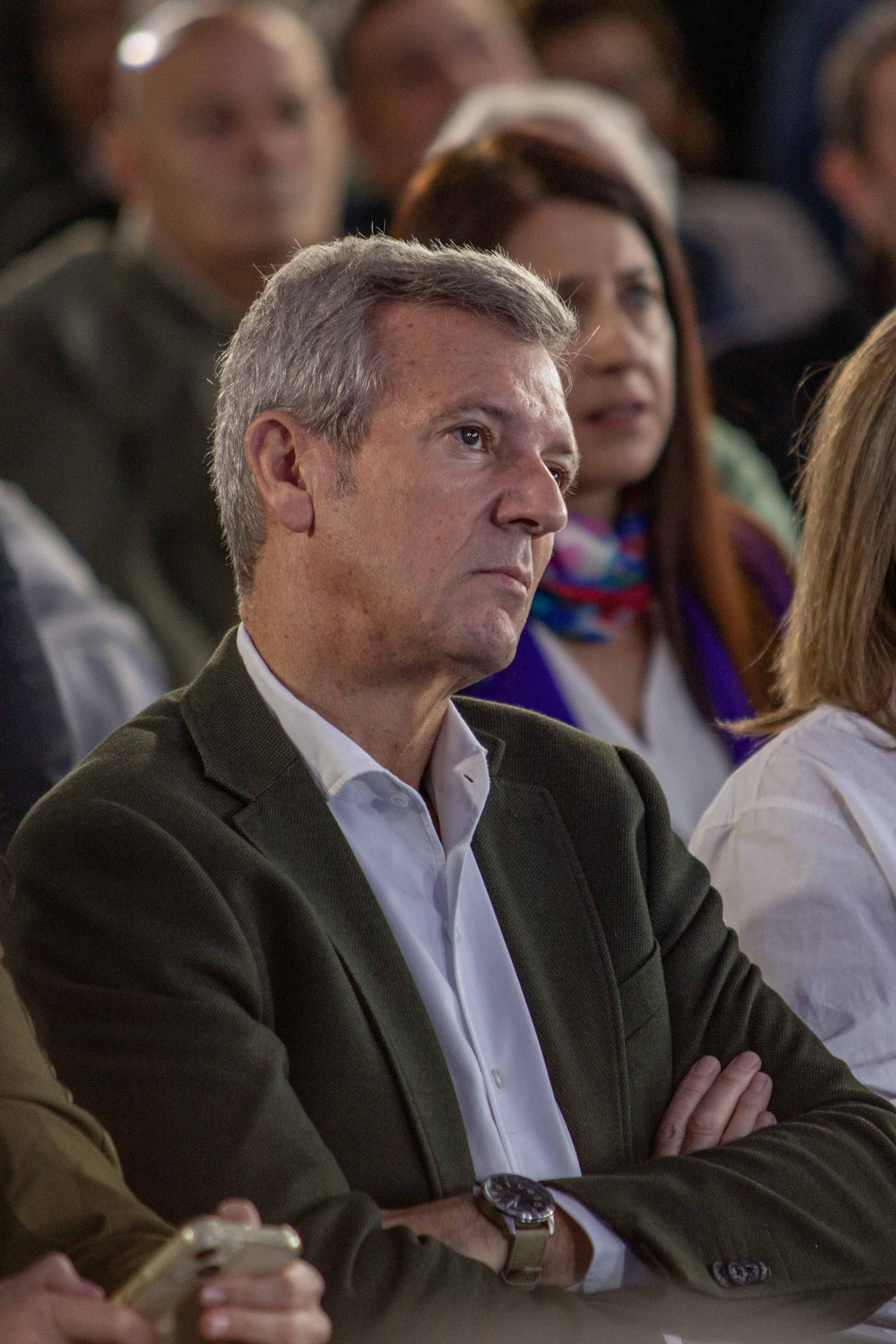 Galería | Feijóo hace parada en Vigo con la precampaña electoral del 29-N