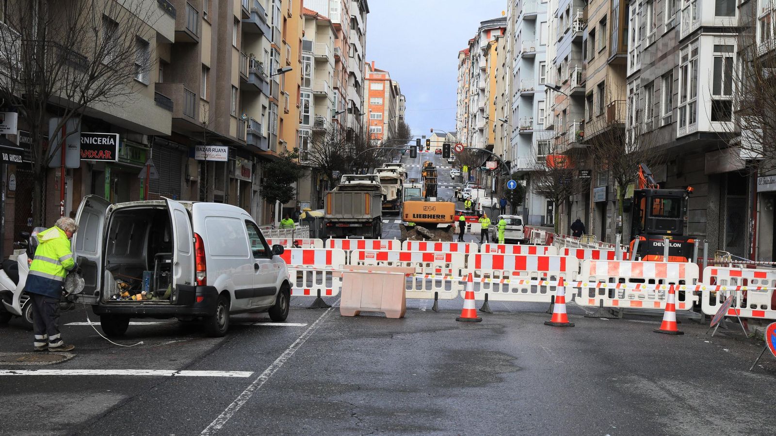 La calle cortada en esta ubicación céntrica de Ourense