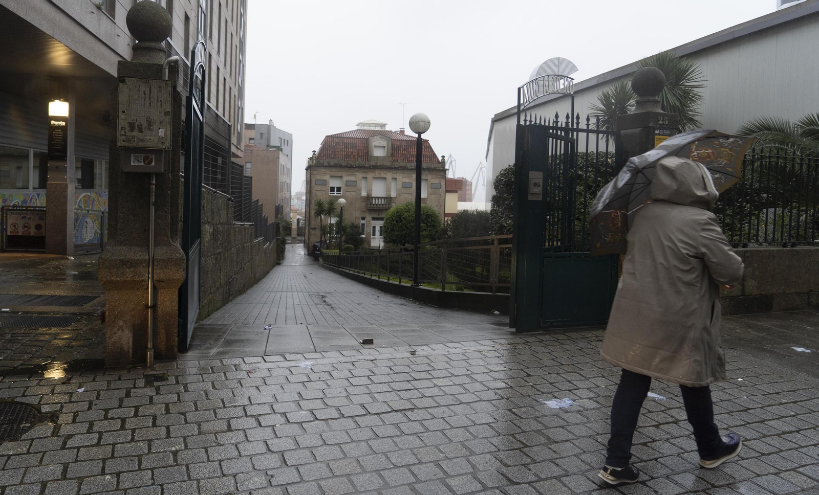 El colegio San José de la Guía lleva funcionando desde el año 1937 en el barrio de Teis.