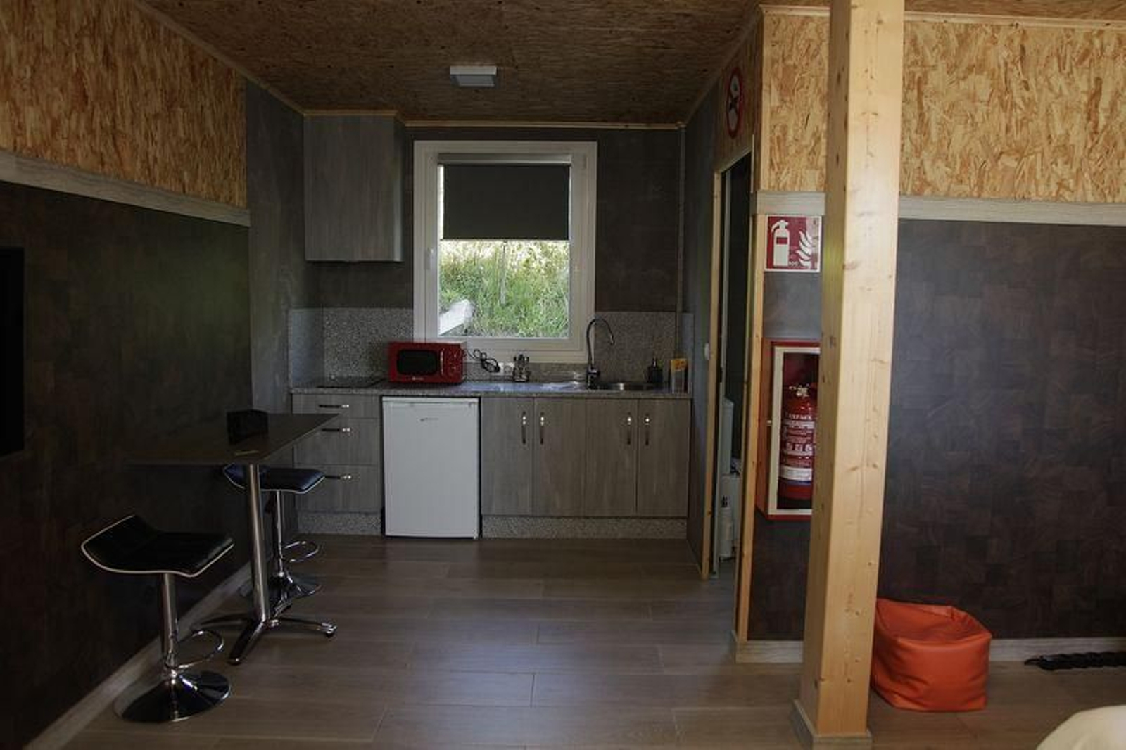Celtainer es un complejo de seis apartamentos turísticos // FOTO: MIGUEL ÁNGEL