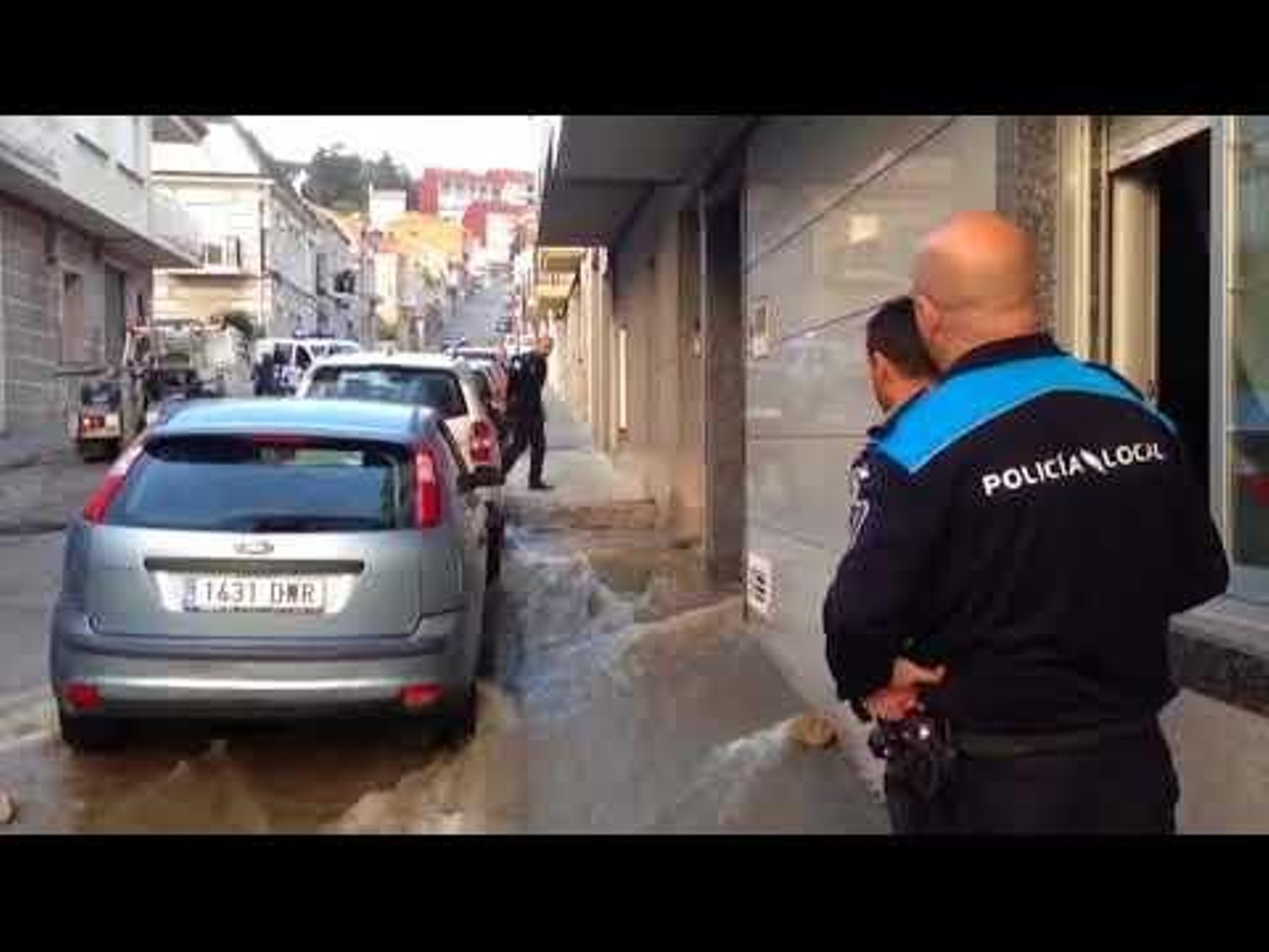 Reventón de una tubería en Os Rosales