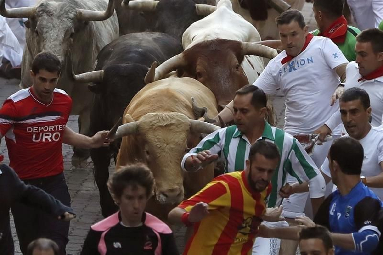 El primer encierro de los Sanfermines 05