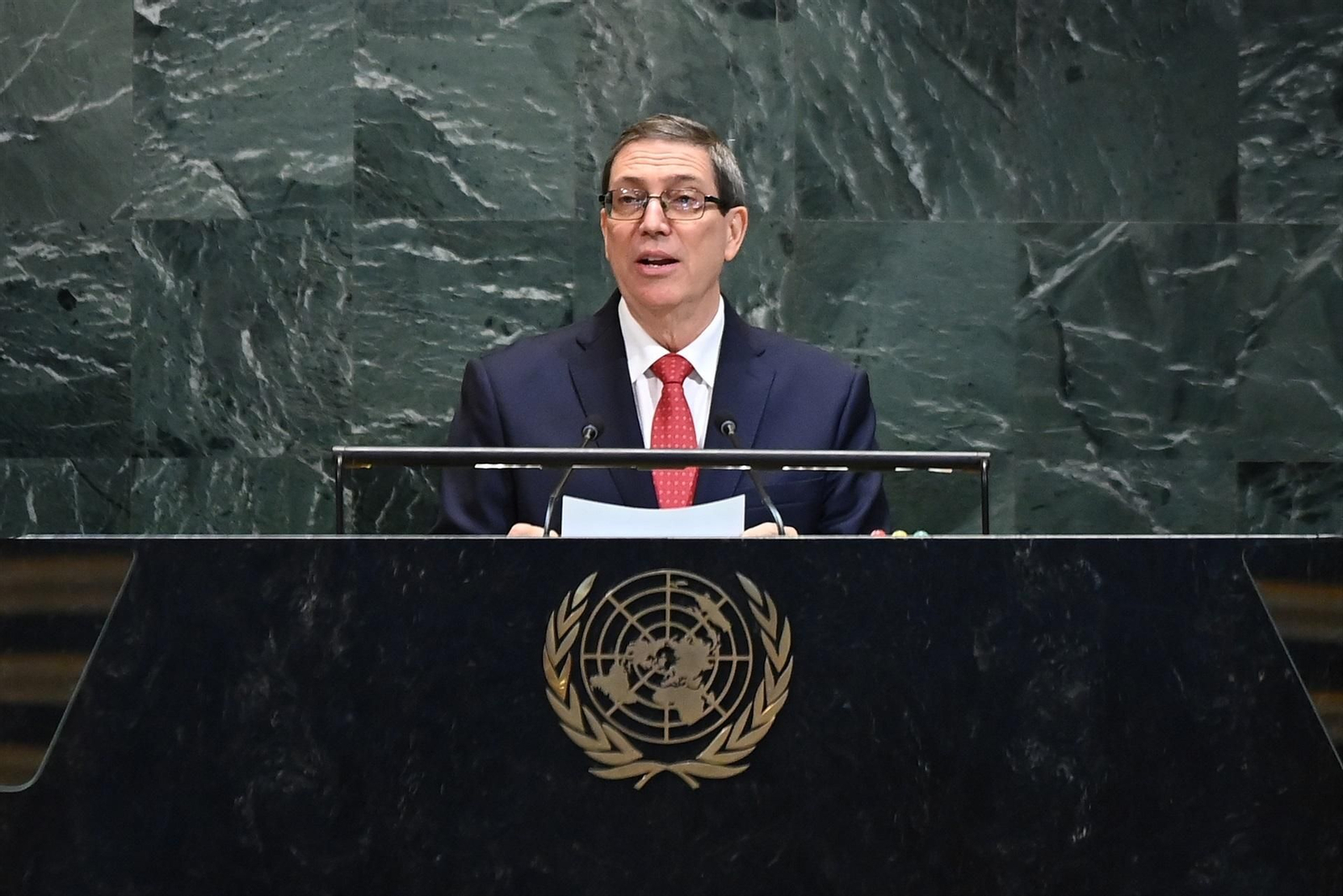 El canciller Bruno Rodríguez afirma que la isla “no puede ser una amenaza” para Washington y reclama el fin del bloqueo económico, comercial y financiero