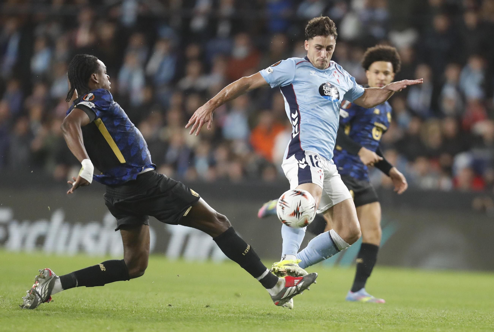 Galería | El Celta recibe al Lille en Balaídos