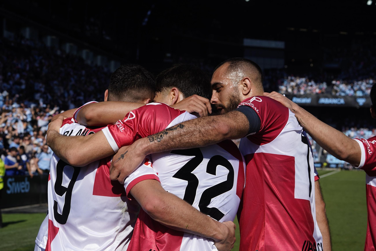 Galería | El Celta y el Alavés se miden en Balaídos