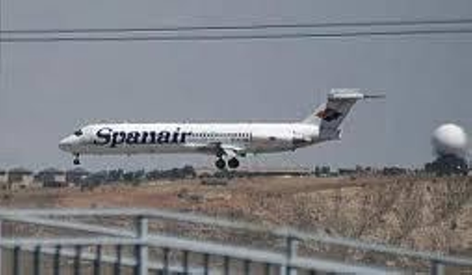 Imagen de un MD-80 de Spanair (Foto: EFE)