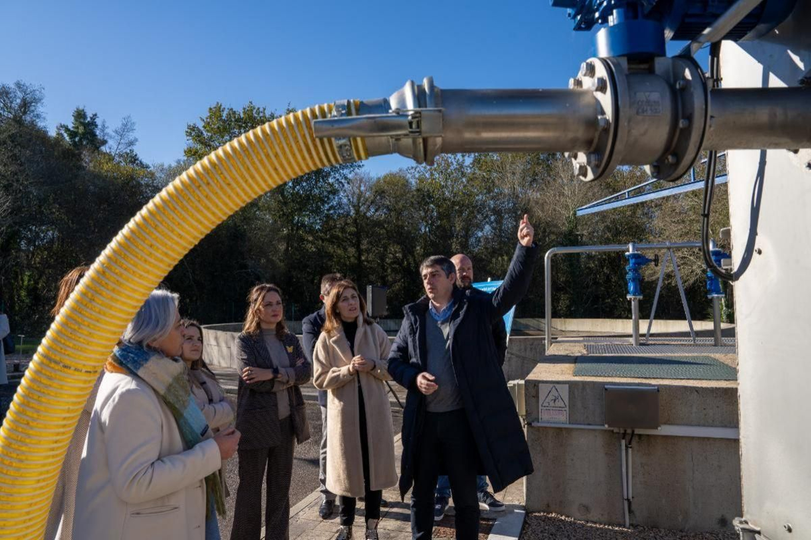 Imagen de la visita realizada a la Estación Depuradora de Aguas Residuales (EDAR).