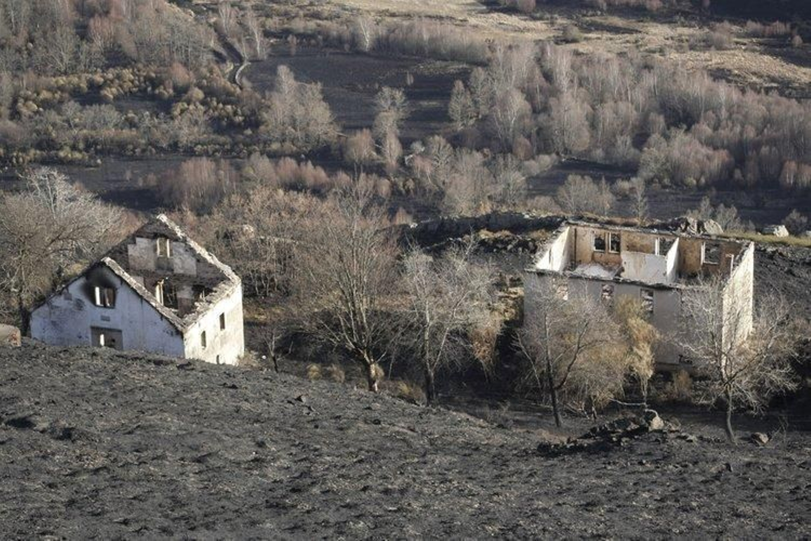 Imagen de una de las antiguas minas en Carballeda de Valdeorras
