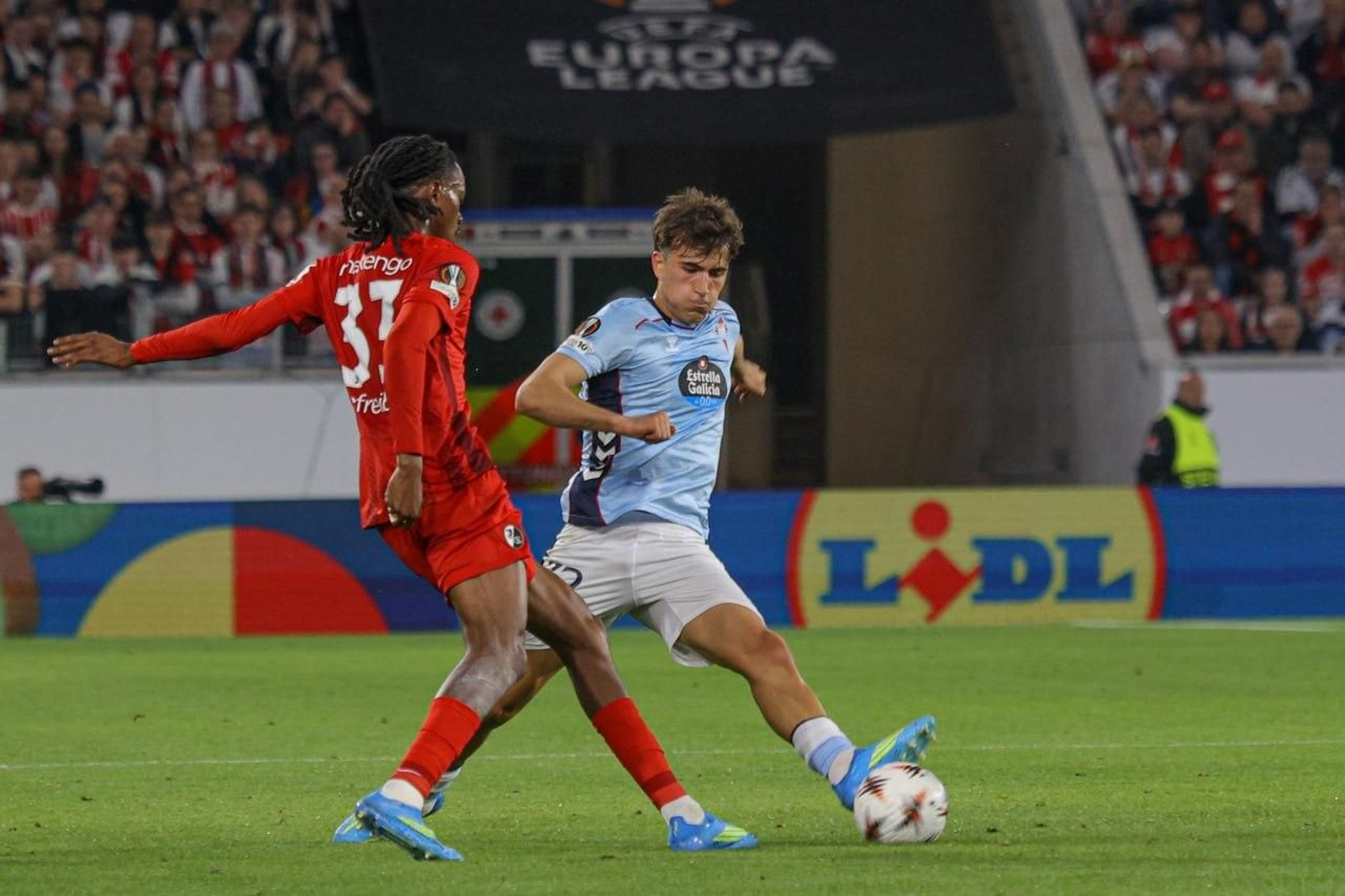 Galería | Noche amarga del Celta en Friburgo