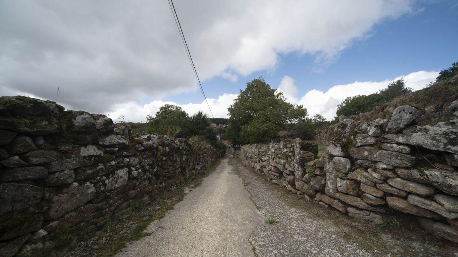 Inicio de la ruta de las minas de Beariz.