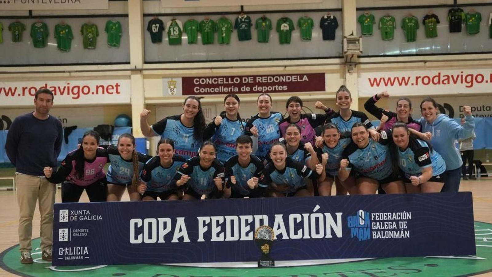 El equipo femenino del Seis do Nadal obtuvo la victoria en la Copa Federación, disputada en Redondela.