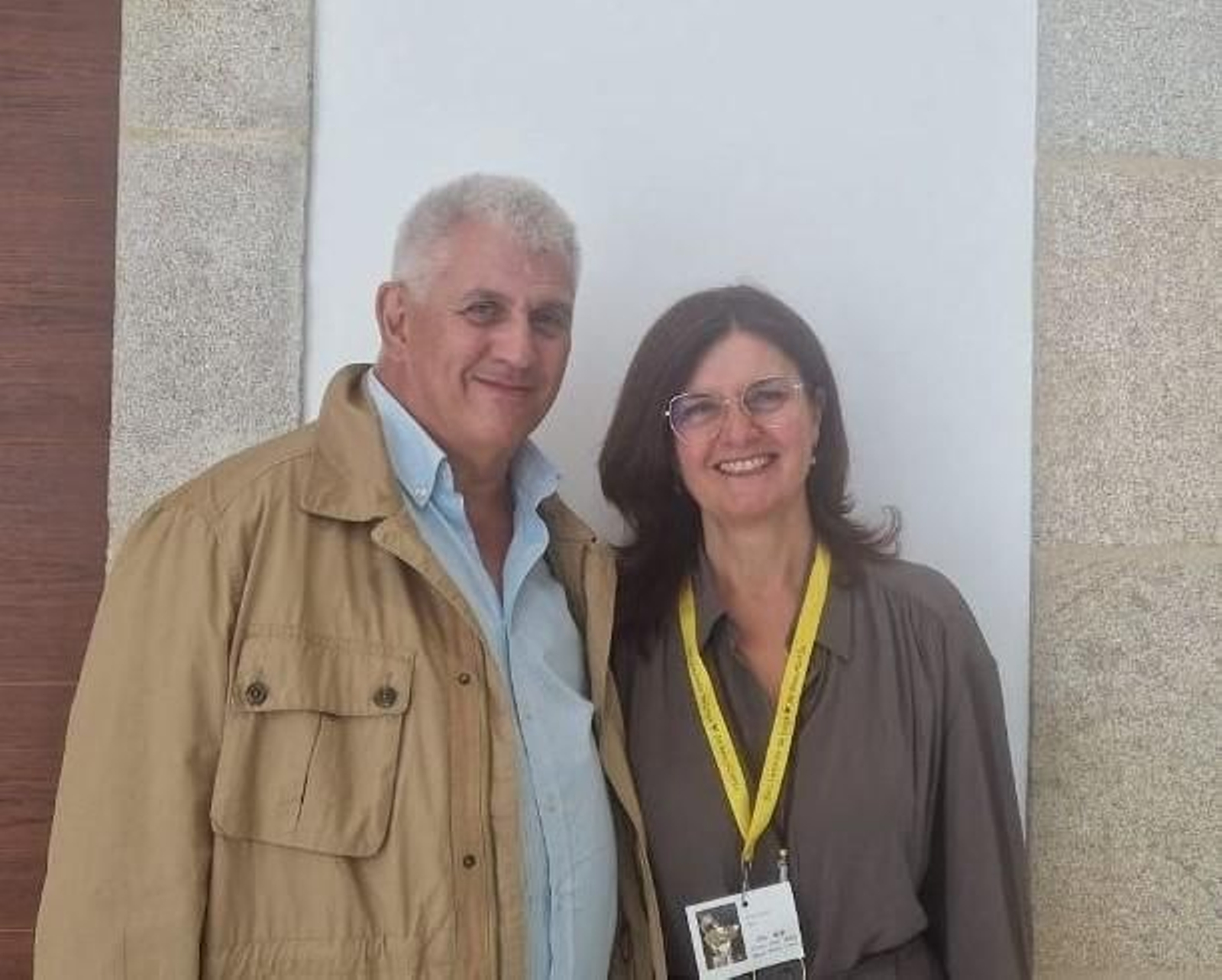 El presidente, José Ramón Lorenzo, y la neuróloga Celia Pérez Sousa.
