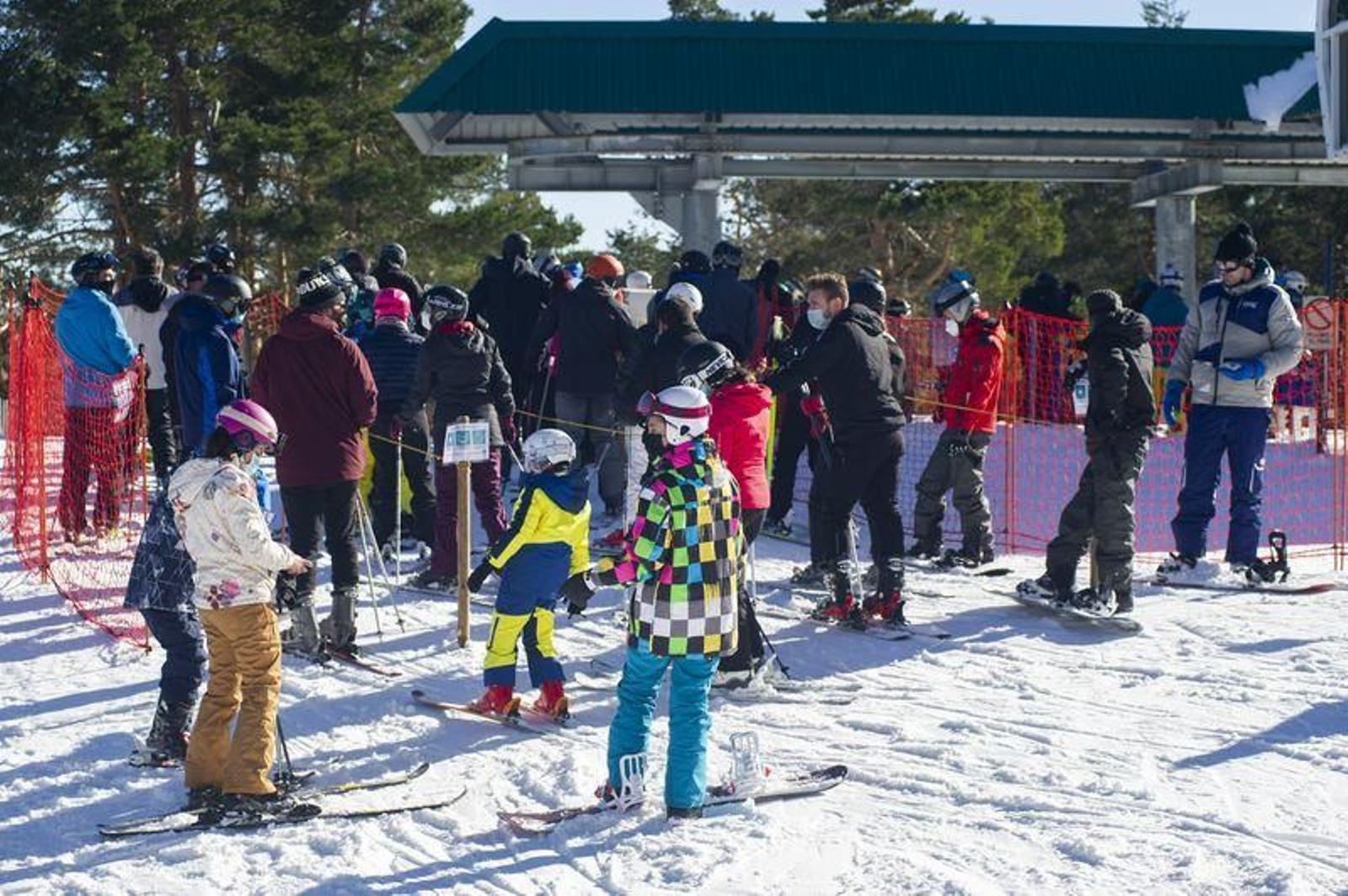 La estación de esquí de Manzaneda reabre sus puertas (MARTIÑO PINAL)