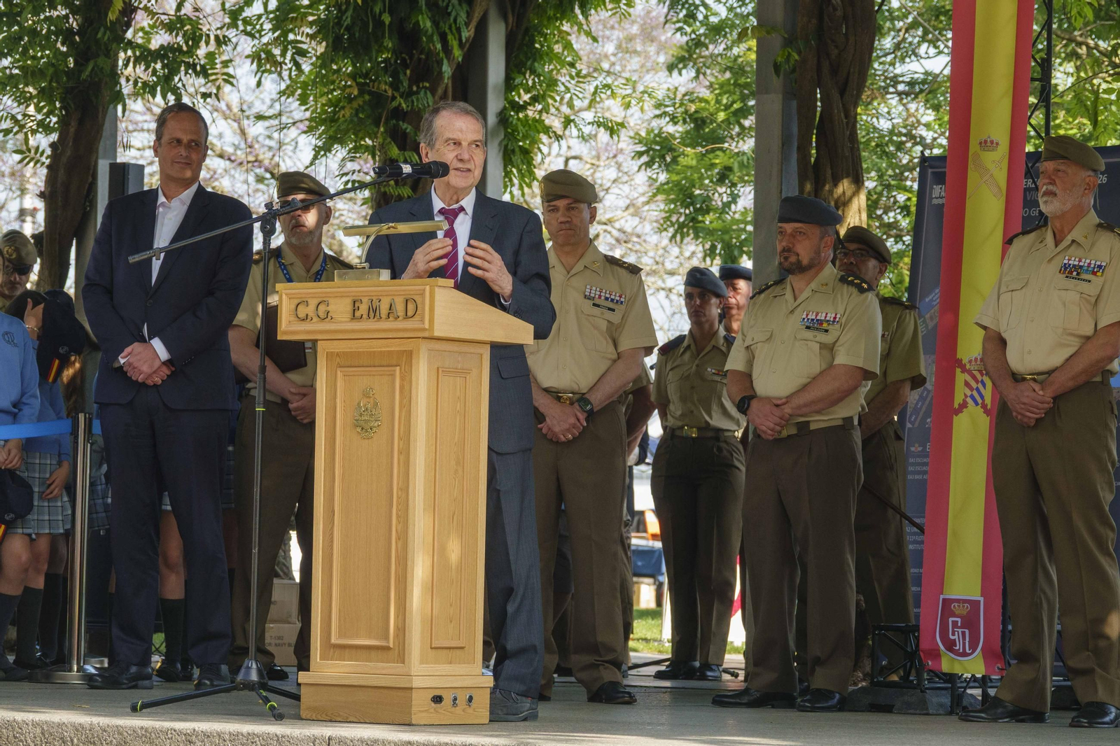 Galería | Comienza la programación del Día de las Fuerzas Armadas en Vigo