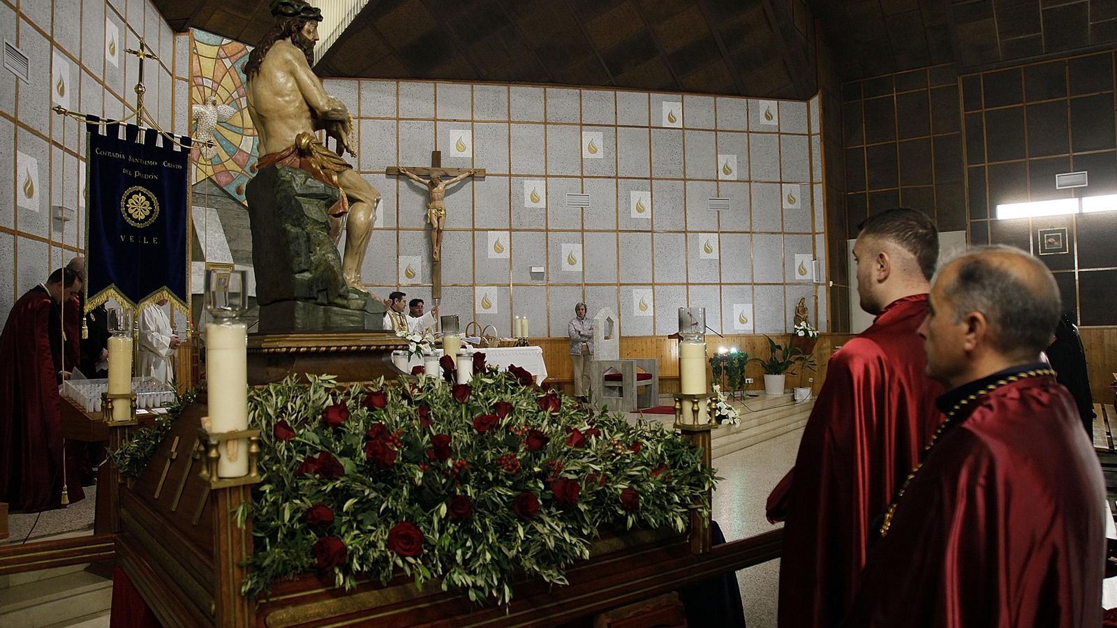 La cofradía del Cristo del Perdón de Velle no pudo procesionar.