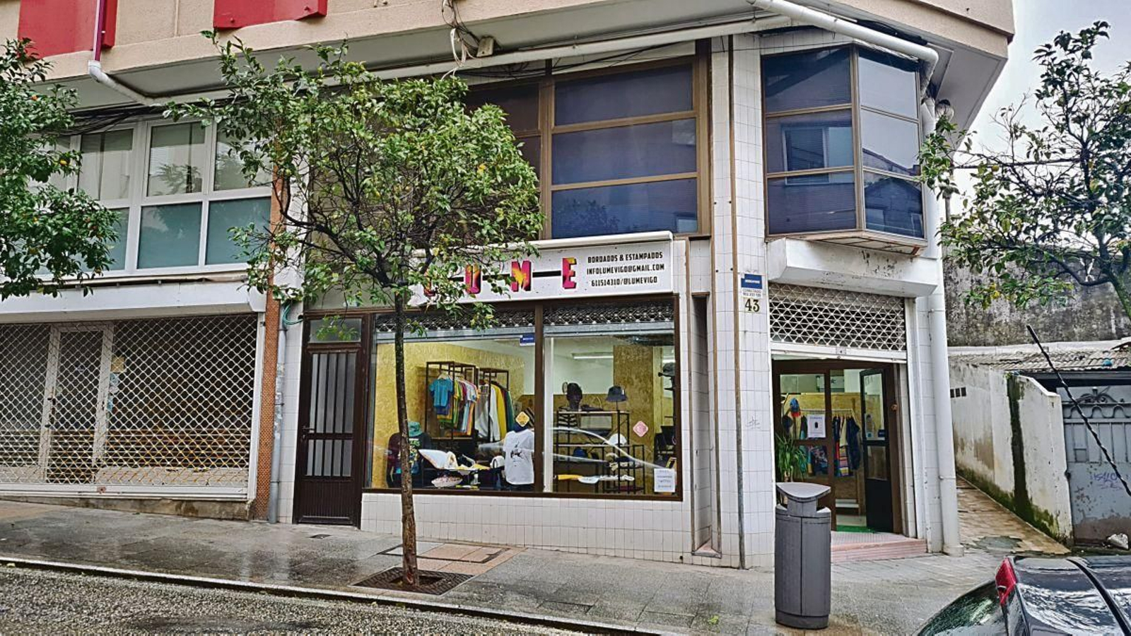 Vigo es la ciudad más dinámica en nuevos comercios. En la foto, un negocio nuevo junto a Praza da Industria.