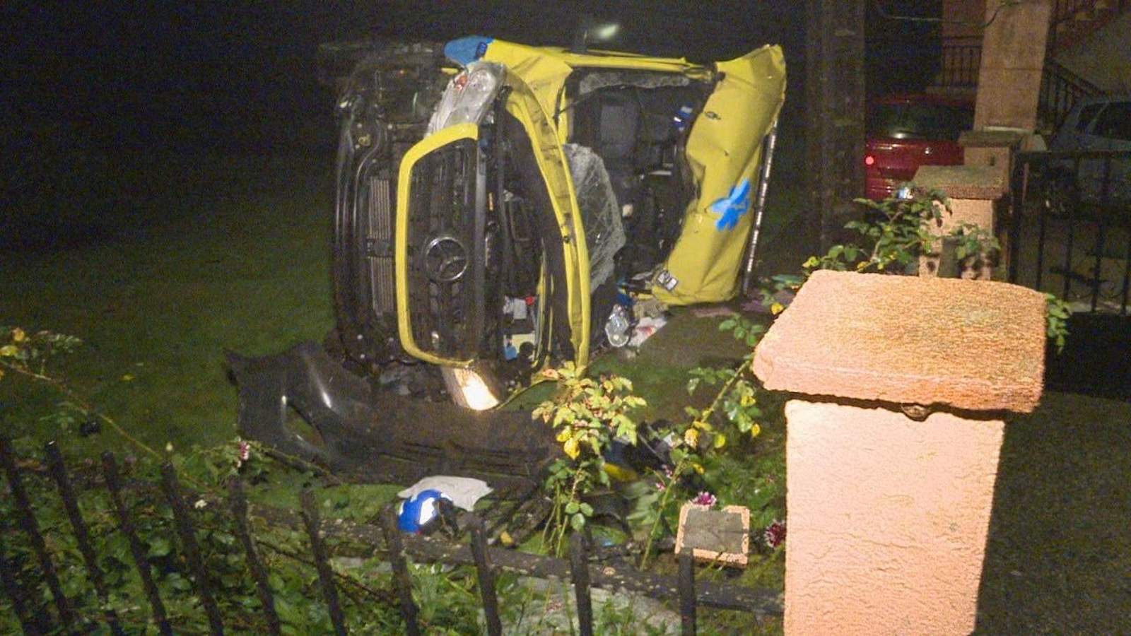 El estado en el que quedó la ambulancia. : X (G24Noticias)