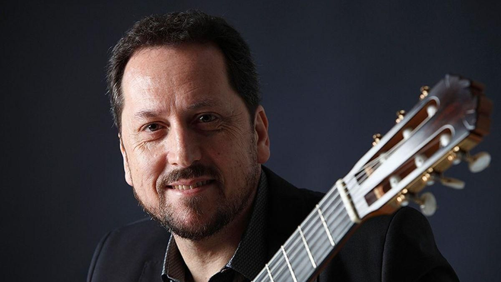 Marcos Díaz, una vida al son de la guitarra clásica.