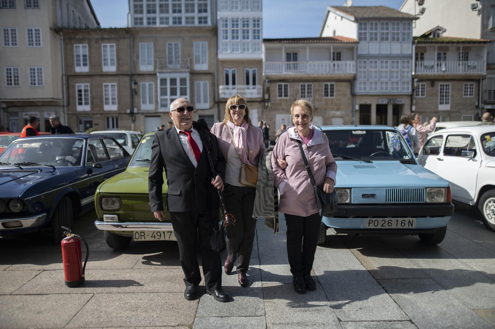 Galería | Celanova vive una jornada de pasión por el mundo del motor, desde coches clásicos a motos chopper
