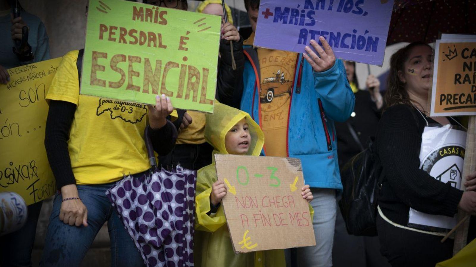 Huelga de las educadoras de 0 a 3 años, en Ourense.