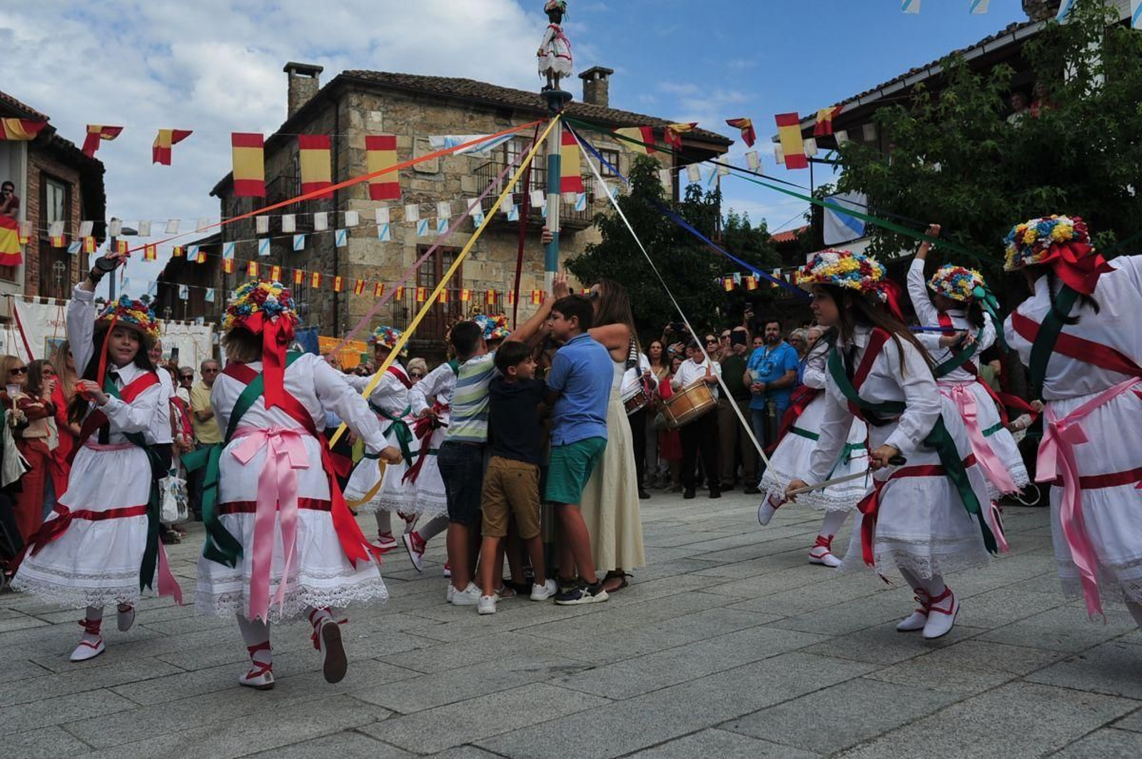 Fiestas en honor de la Virxe do Cristal en Vilanova dos Infantes