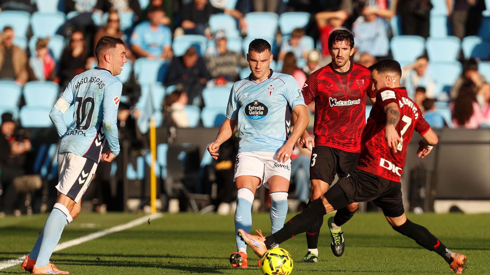El Celta y el Athletic se enfrentan en Balaídos