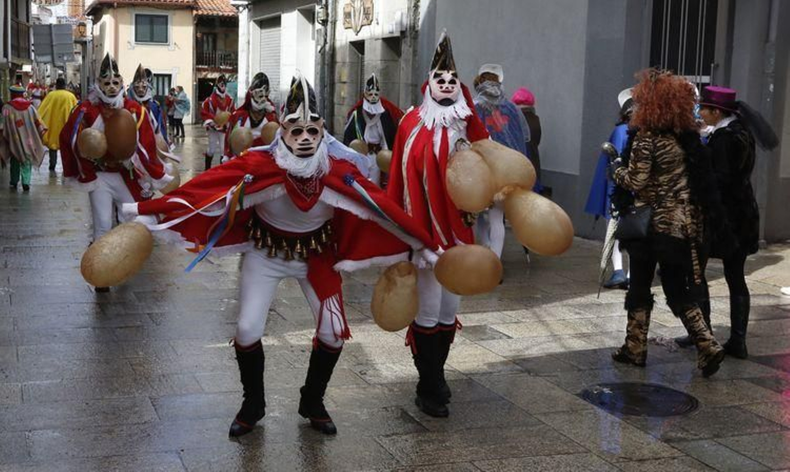 Xinzo de Limia. 03-03-14. Provincia. Luns de entroido en Xinzo de Limia.
Foto. Xesús Fariñas